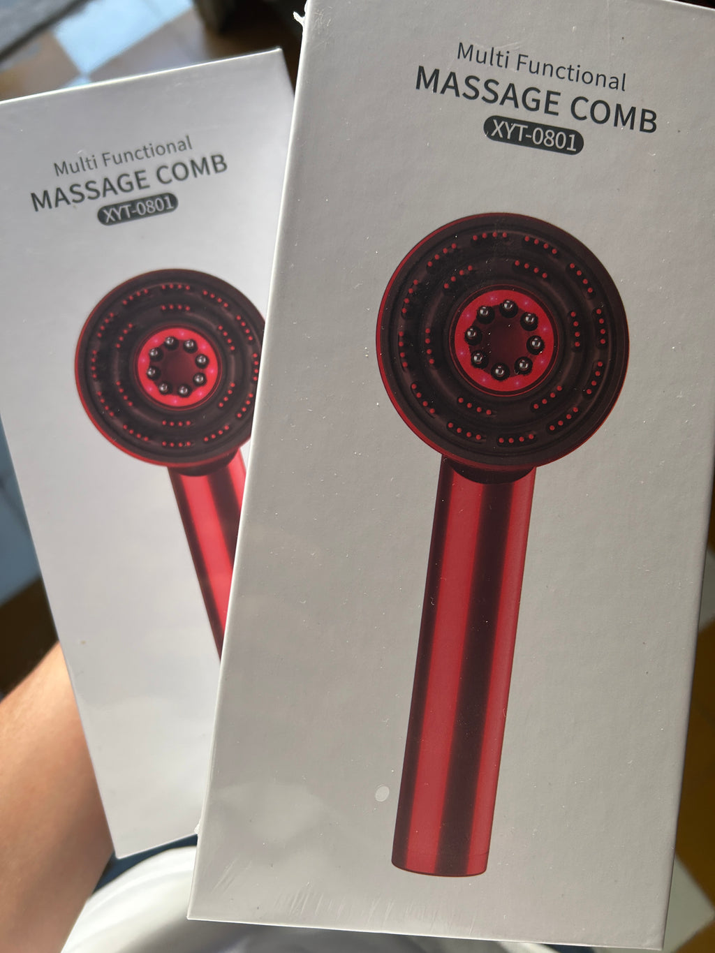 Brosse de massage Lumière rouge 3en 1 - فرشاة الشعر بالضوء الأحمر 3 في 1